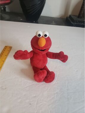 Elmo Sesame Street Beanie Plush 1997